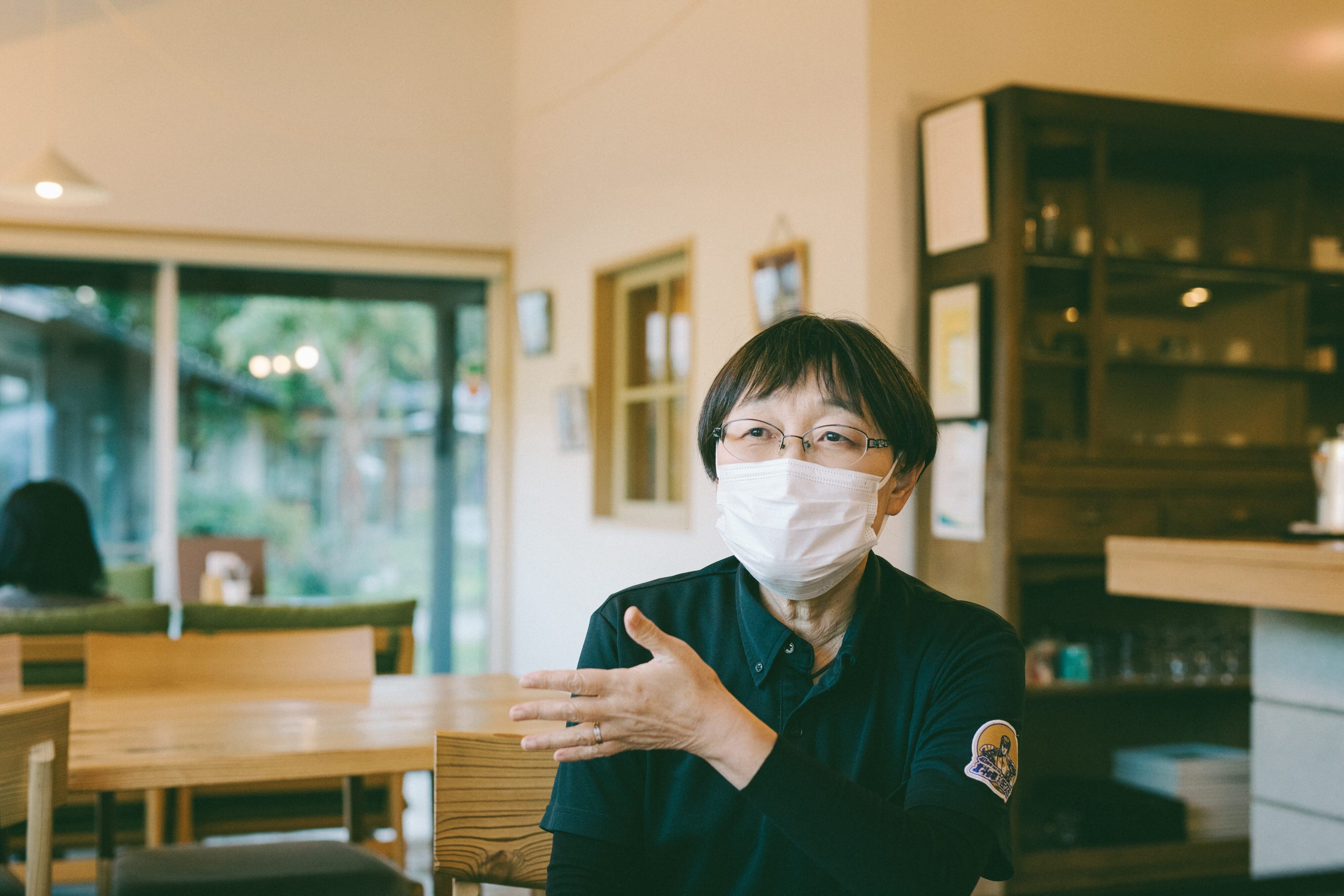 【写真】インタビューの応えるしのはらさん