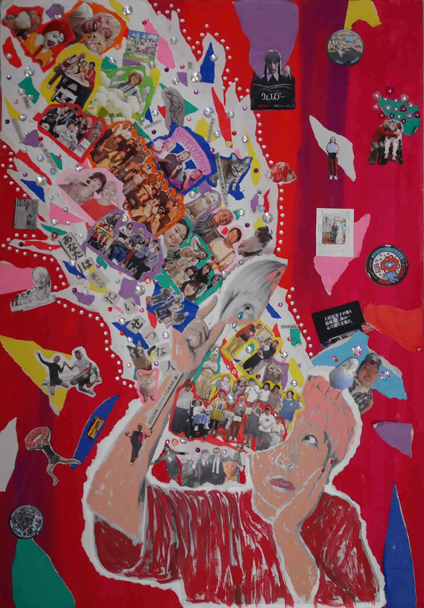 右下に山本さんの上半身イラスト、そこから左上に向かってさまざまな人々があふれ出ているコラージュ作品