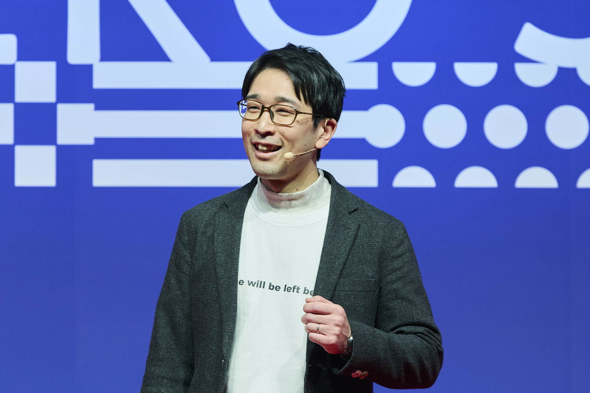 【写真】【写真】プレゼンするみつおかさん