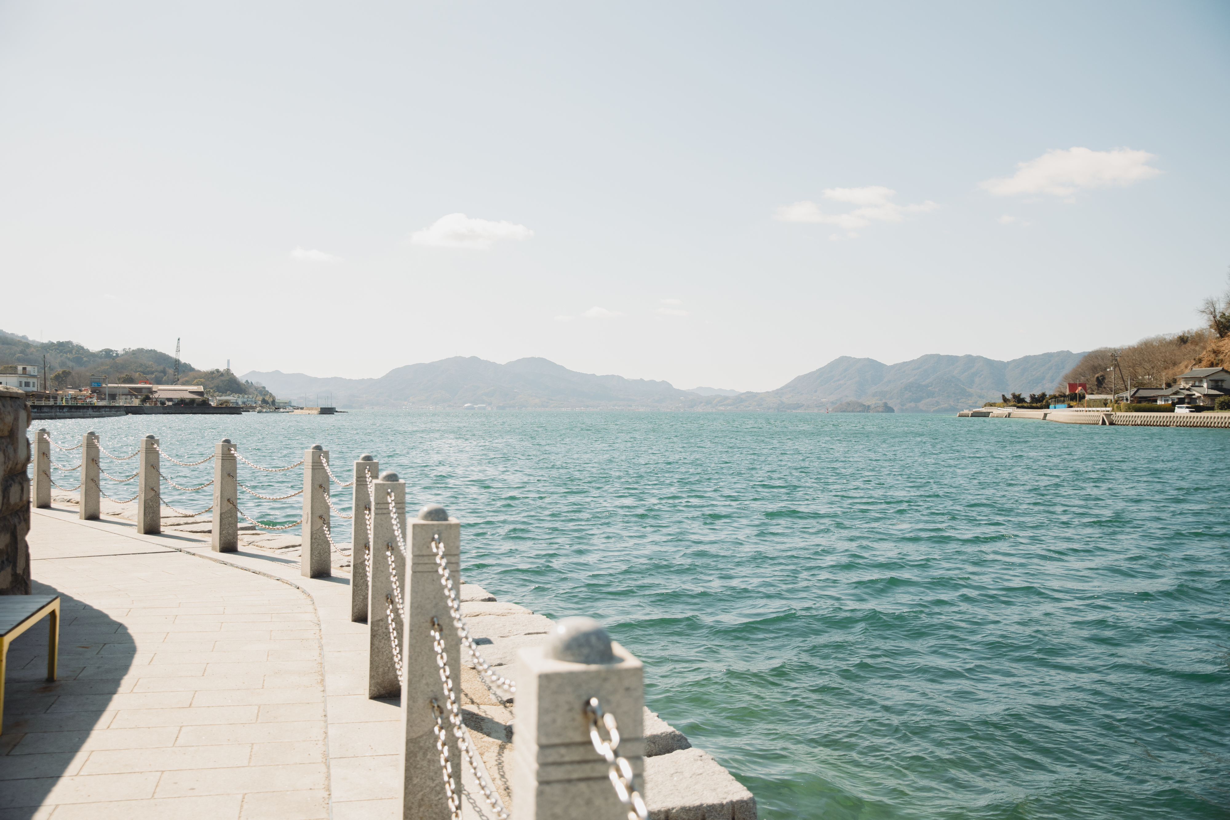 【写真】港の風景。となりじまが見える
